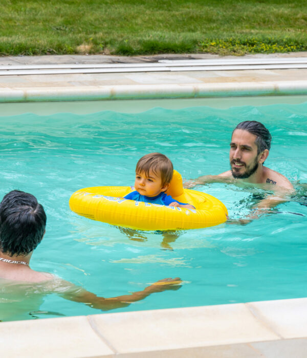 gite-la-grange-piscine-enfant-famille-geste-bem-osez-mauges-©D.Drouet